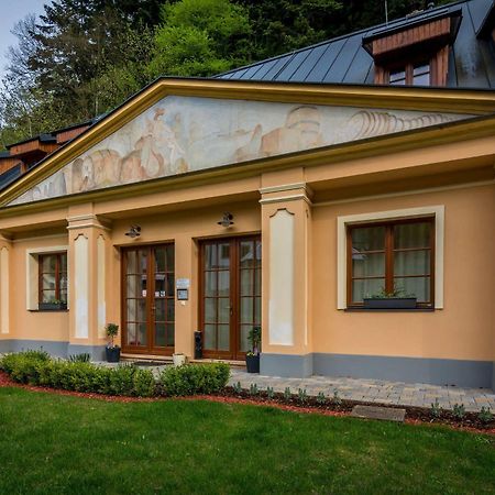 Apartmany Weissov Dom Banská Štiavnica エクステリア 写真