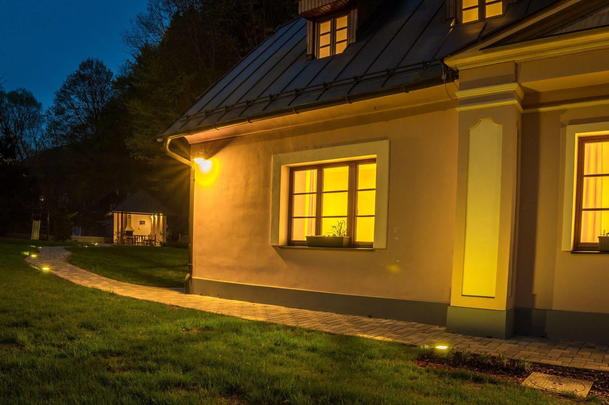 Apartmany Weissov Dom Banská Štiavnica エクステリア 写真