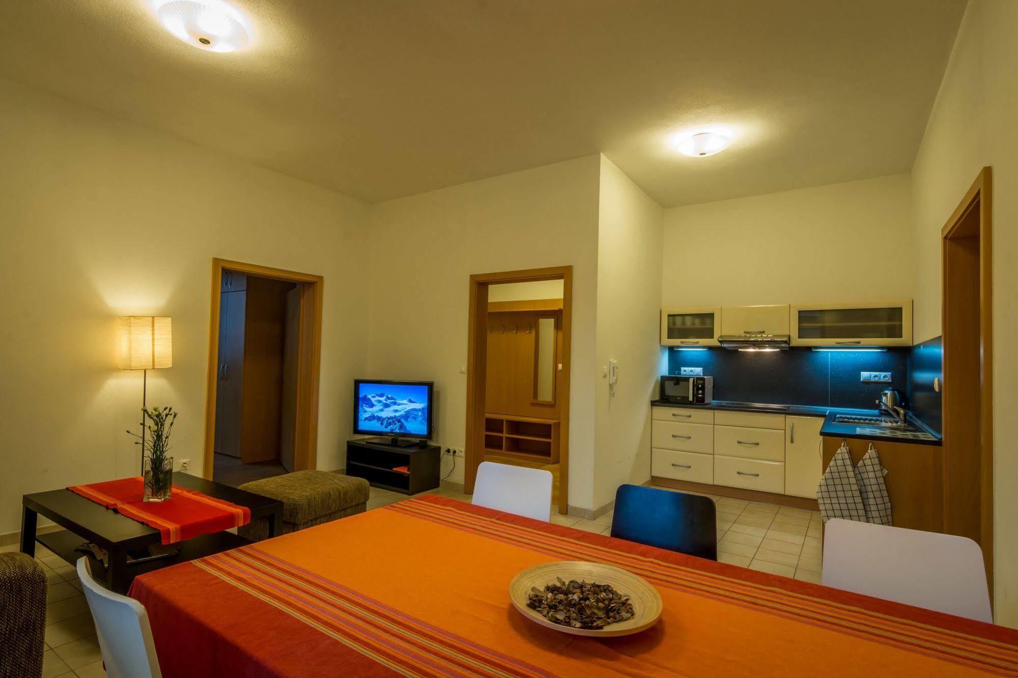 Apartmany Weissov Dom Banská Štiavnica エクステリア 写真