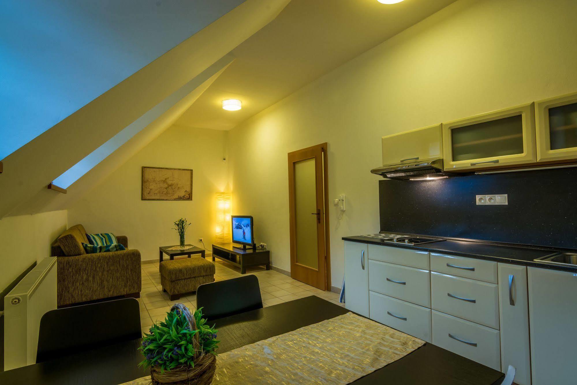 Apartmany Weissov Dom Banská Štiavnica エクステリア 写真